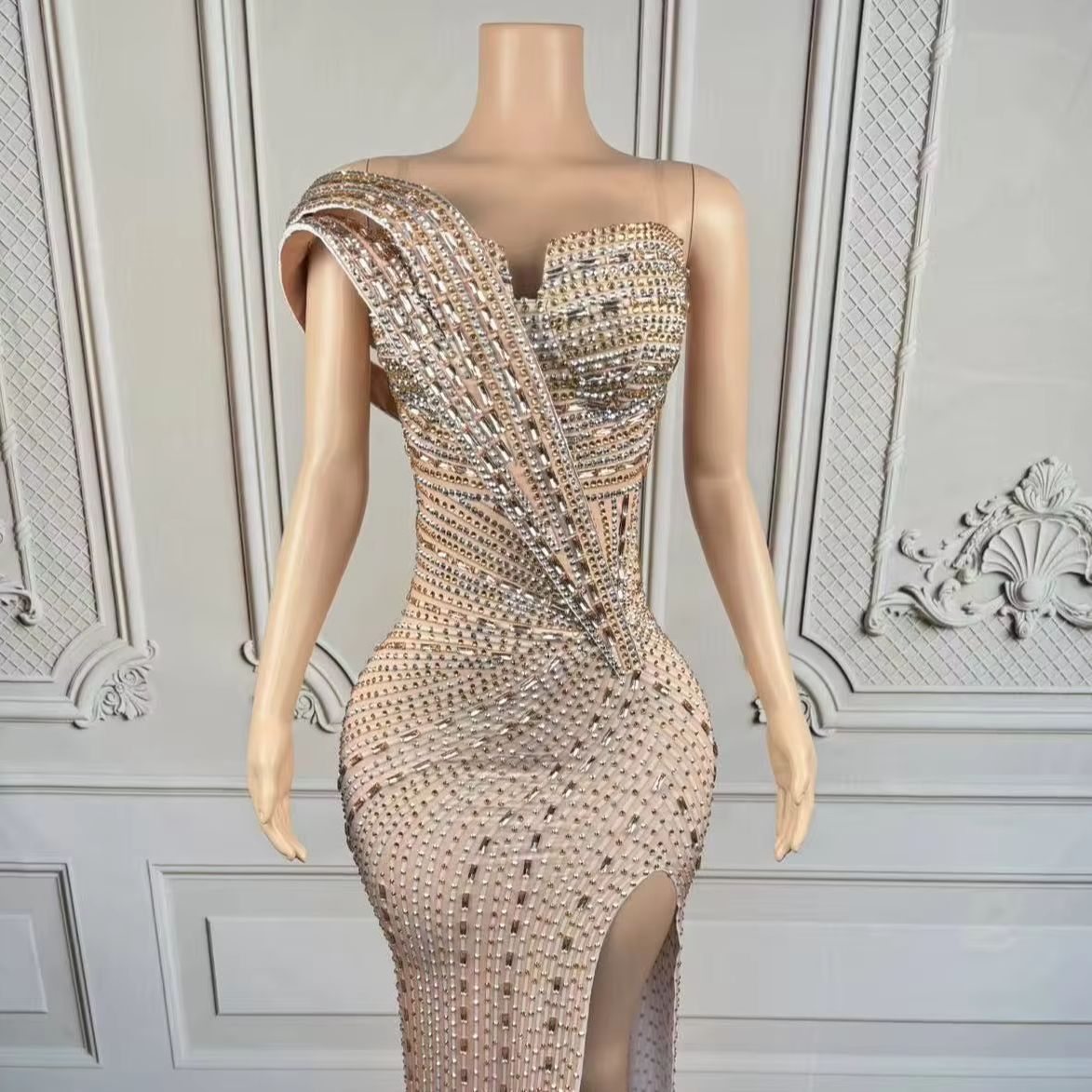 Women Formal Wear For Graduation - Sukienki wieczorowe Xiangbin z błyszczącymi kryształami,