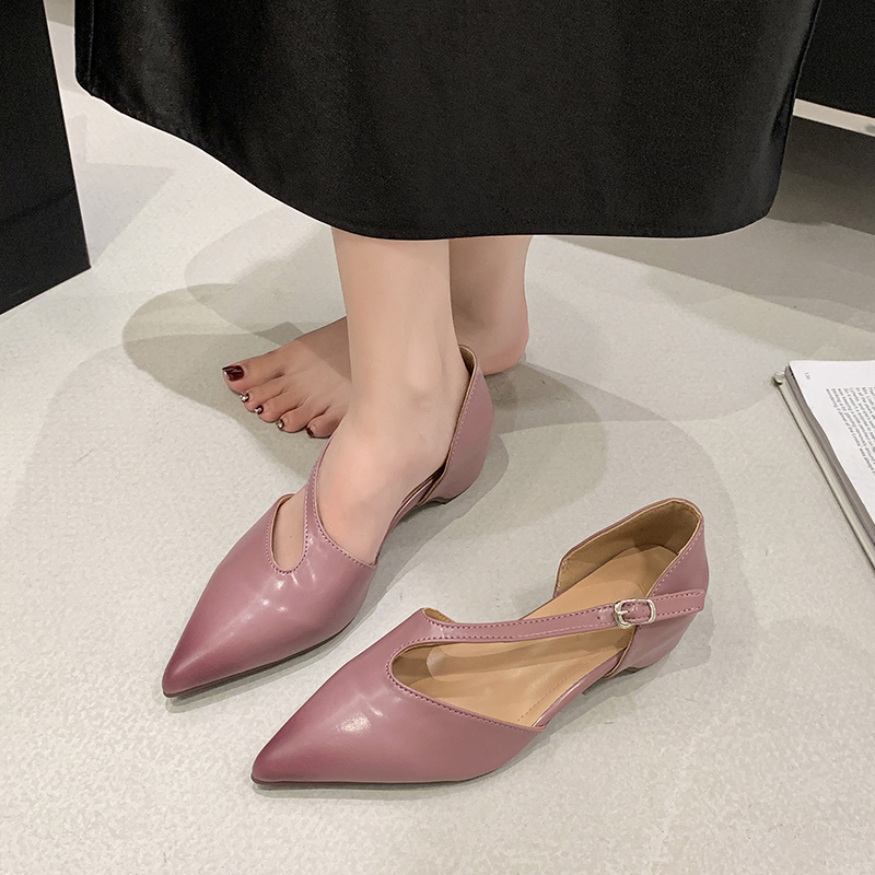Pump Heel Block - Francuskie sandały z ostrym czubkiem, damskie,