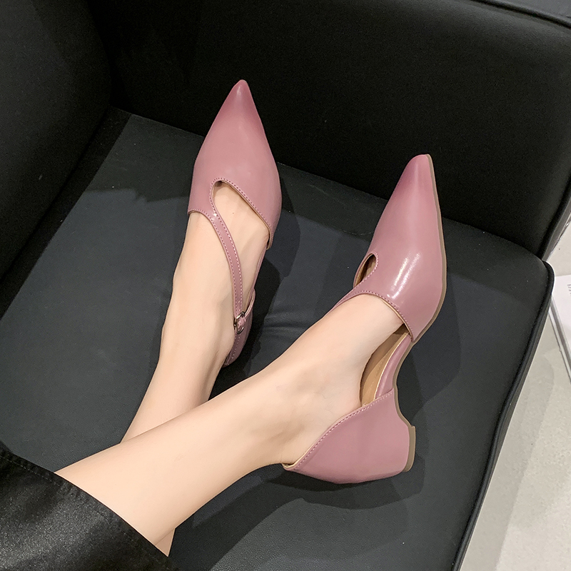 Francuskie sandały z ostrym cz – Pump Heel Block recenzja i cena